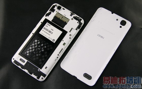 5.7Ӣ�����ʱ��˫ģ ����Memo S5���� 