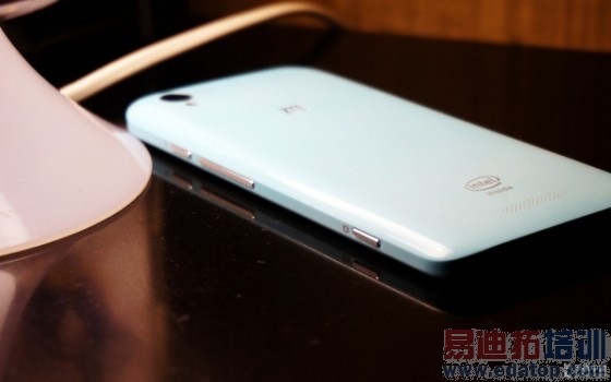 2GHzӢ�ض�˫�˴����� ����GEEK���� 