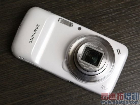 ����GALAXY S4 Zoom�л����� �ۼۻ�4000Ԫ