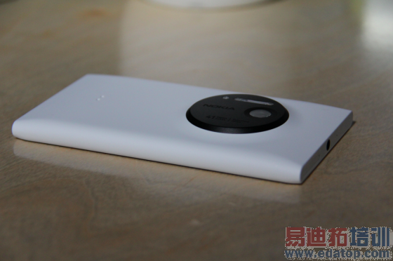 Lumia 1020��920Ҫ�ᱡ���٣��������۲���925