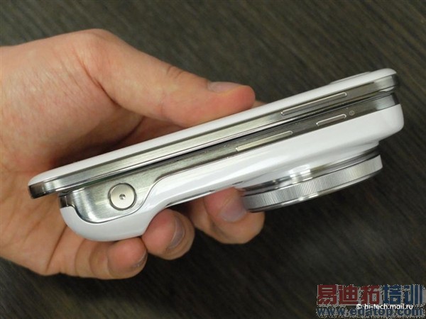 ˭�������������ֻ�PK���/ŵ����808