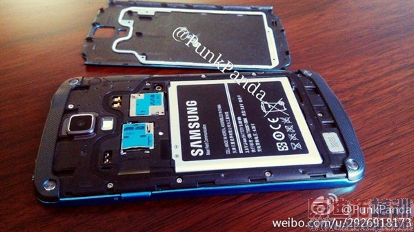 ����Galaxy S4��ɫ�����ͼ��