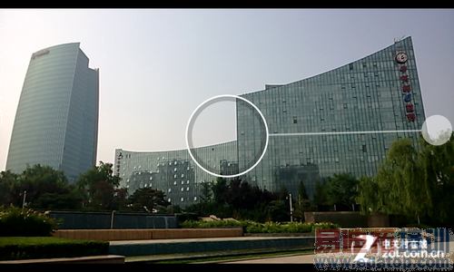 诺基亚925/苹果iPhone5全景拍照对比