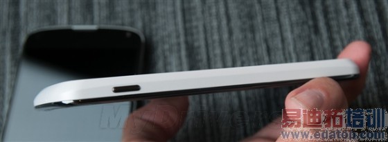 ��ͼ������è�桱Nexus 4�������ְ���