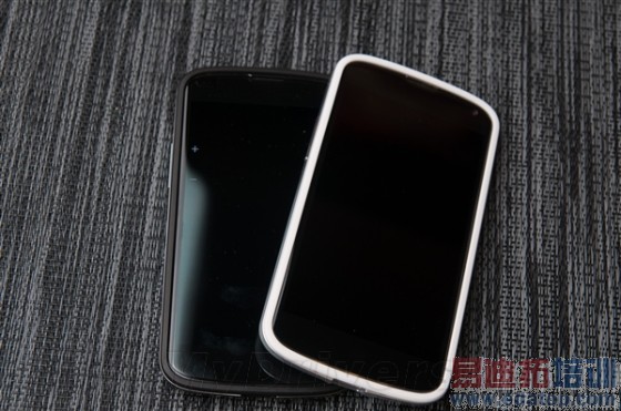 ��ͼ������è�桱Nexus 4�������ְ���