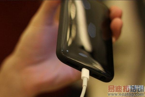 ����2600Ԫ �������۰�iPhone����ع�