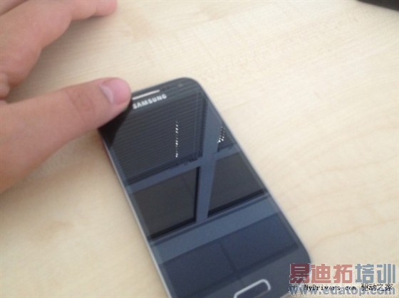 Galaxy S4 mini�����͵�ܣ����µ׽��٣�