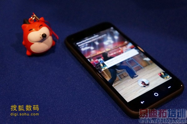 ԤװFacebook Home��HTC First