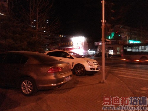 800�����غ�������ͷ��������