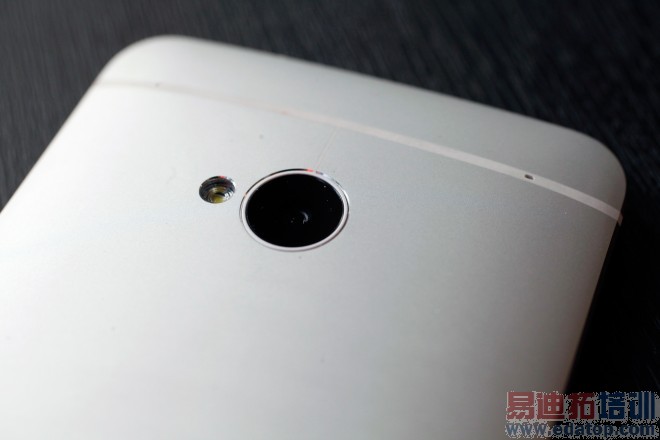 HTC��Ϊ��HTC Oneֻ��400������