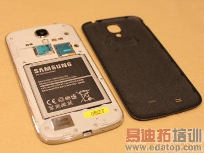 Galaxy S4电池可以更换