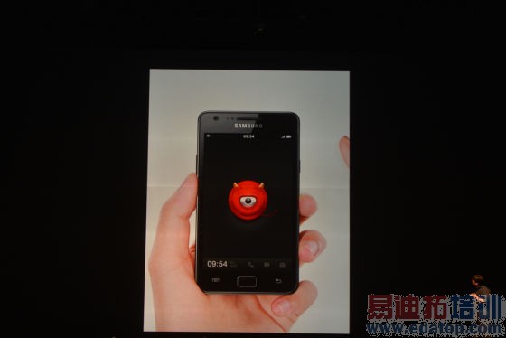 罗永浩在北京发布了其筹划了九个月的锤子rom