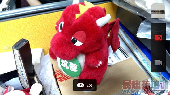 HTC Zoe�㰴���ź������20����Ƭ���洢һ����Ƶ 