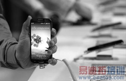 三星发布的新款智能手机Galaxy S4