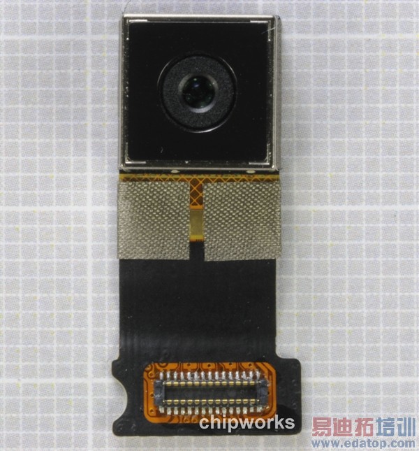 黑莓Z10拆机:内部芯片很“个性”