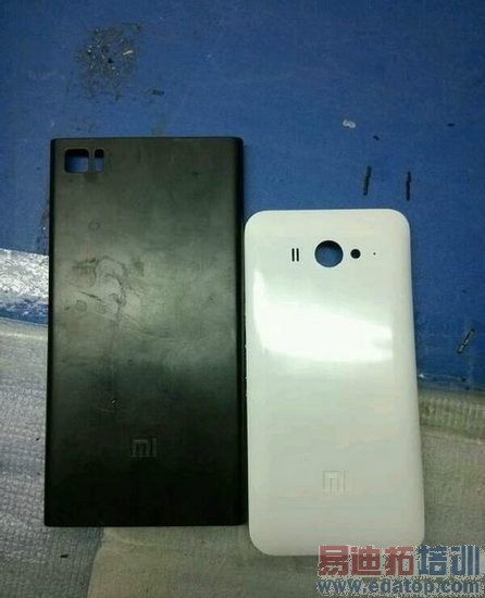 �����ع������С��3���Ͱ�ɫ��2�����ͼƬ