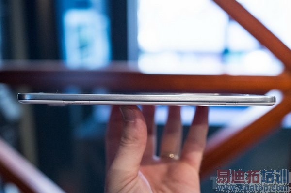 ����Note 8.0���� �ۺ������мѵ�����ͷ������