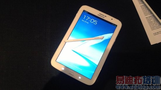 ������Galaxy Note 8.0 ���С�ߴ�ƽ���г�