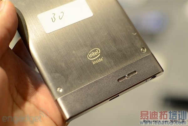 ����5.5���콢K900���棺������ʮ��/UI����