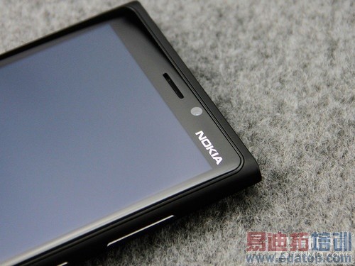 WP8旗舰来袭 诺基亚Lumia 920上手体验
