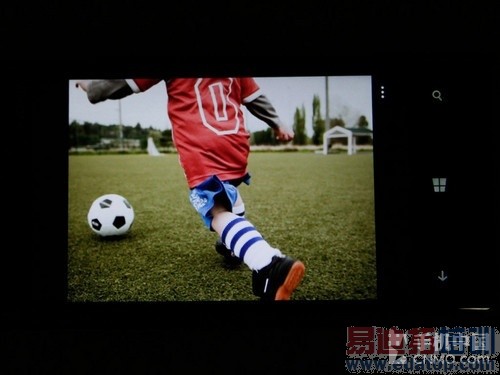 WP8旗舰来袭 诺基亚Lumia 920上手体验