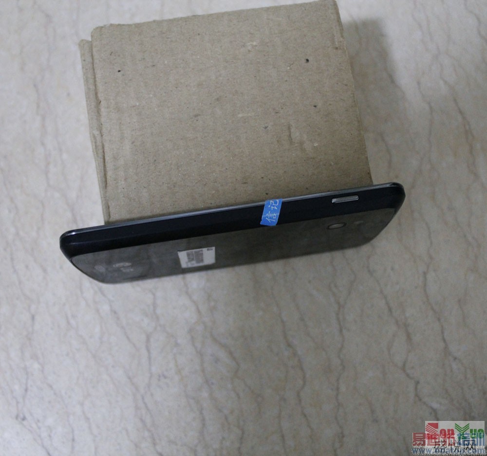 ����ͷ����800������BSI��������f/2.4�Զ��Խ���ͷ����Optimus G����һ�¡�