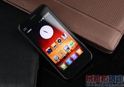 �׾����壺С���ֻ������Ƴ�899Ԫ�����