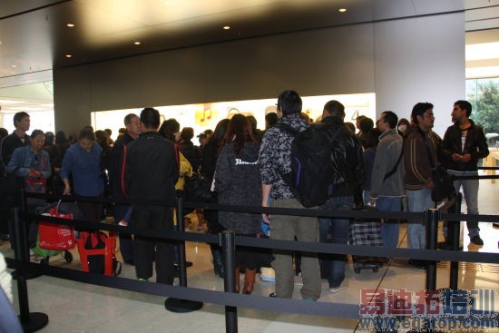 iPhone 4S��������ۿ��� ÿ���޹�5̨[ͼ]