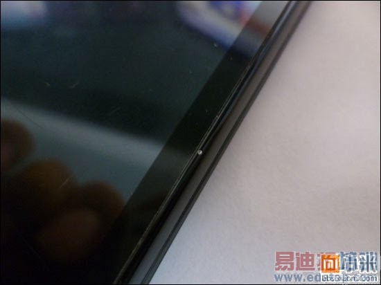 С���ֻ��ݵ����ţ��׷۳�δˤ���Ե���