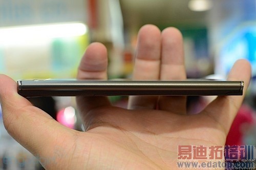 ��7.9���� NEC 4��Android 2.3�»�����[ͼ]