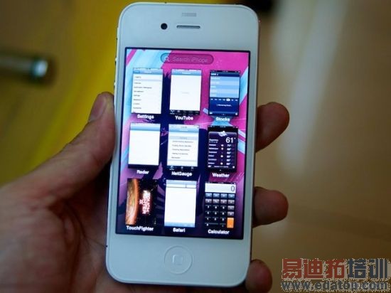 Խ����վй¶��ɫ��iPhone 4������Ƶ