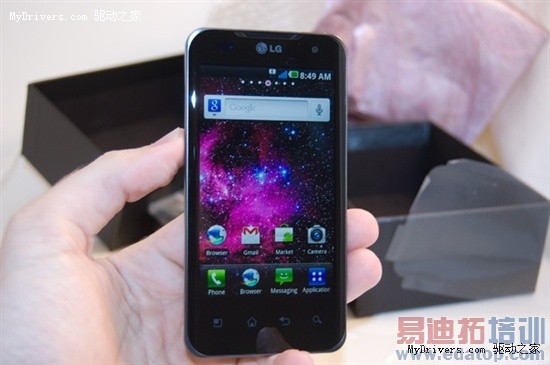 擎天柱2X变身G2小弟月底上市