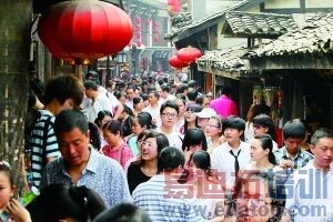 重庆秀山人赶千里路买iPhone 4