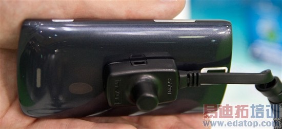 �곞չʾ�׿�WP7�ֻ�W4[ͼ]