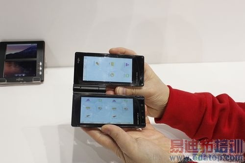 ������Ļ���ת ��ʿͨչʾ����˫���ֻ�