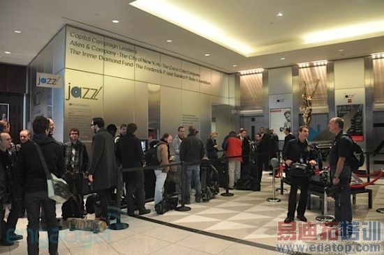 ý������ڵȴ�������Ŀ�ʼ