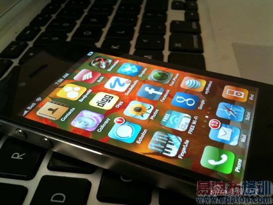 �ƽ�С������iPhone 4�����ɹ�