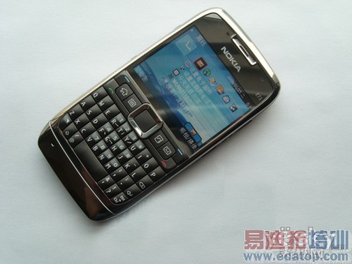 ��ͨ3G���������ֻ� �л�ŵ����E71��2k