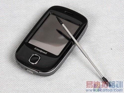 CDMA时尚手机 酷派S100官方报价仅610元