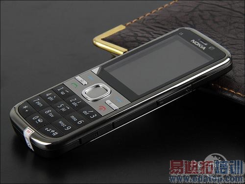 超长待机 诺基亚3G智能机C5仅1490元