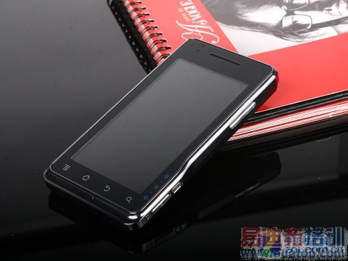 �콢3Gǿ�� Ħ������XT701���н�2980Ԫ