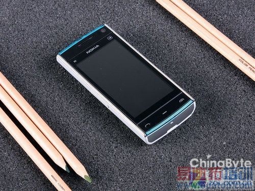 ���ܲ��˸� 8���Ӧ�����л���3G�ֻ�