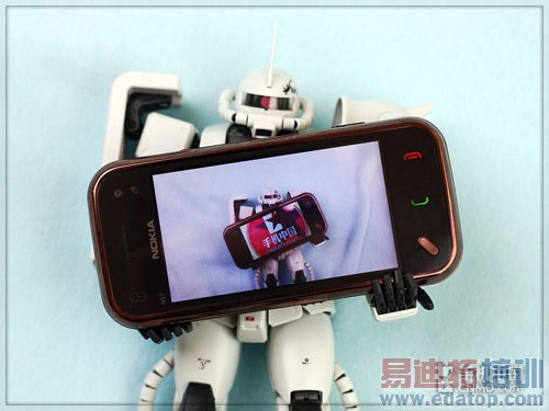 商务娱乐小天王 诺基亚N97 mini售价3450元