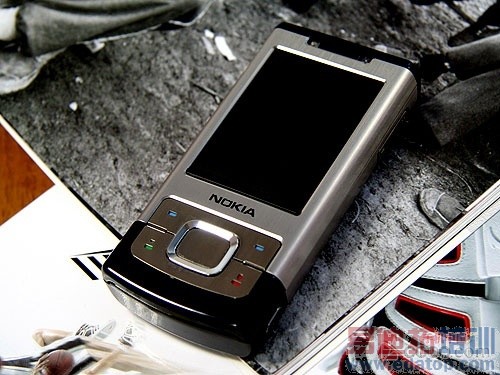 诺基亚6500s港行跌破1500元