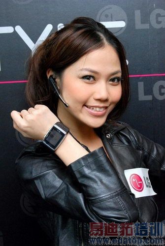 ȫ���׿�3G�ֱ��ֻ����� ��8888Ԫ�۱�