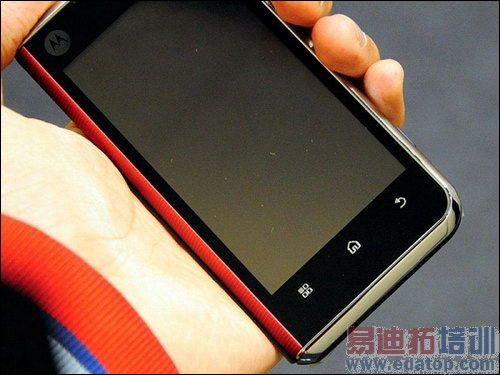 Droid��ͨ�޼��̰�?Ħ������XT701������