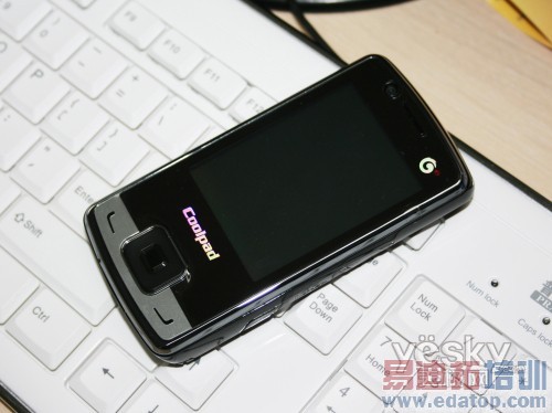 低廉3G生活 酷派6168H手机现价不足1K7