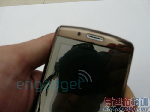 ���ڳ���ɽկ��ȸ�Android�ֻ�