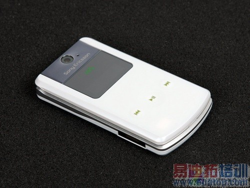 HTC����ƻ���Ǽ� 8��26�ոİ��ֻ����۱�