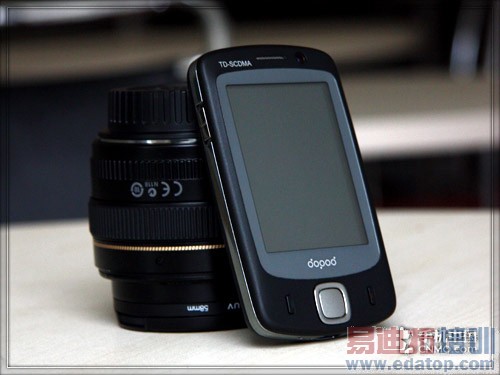 TDһ���ն˵�� ʮ��TD-SCDMAǿ������